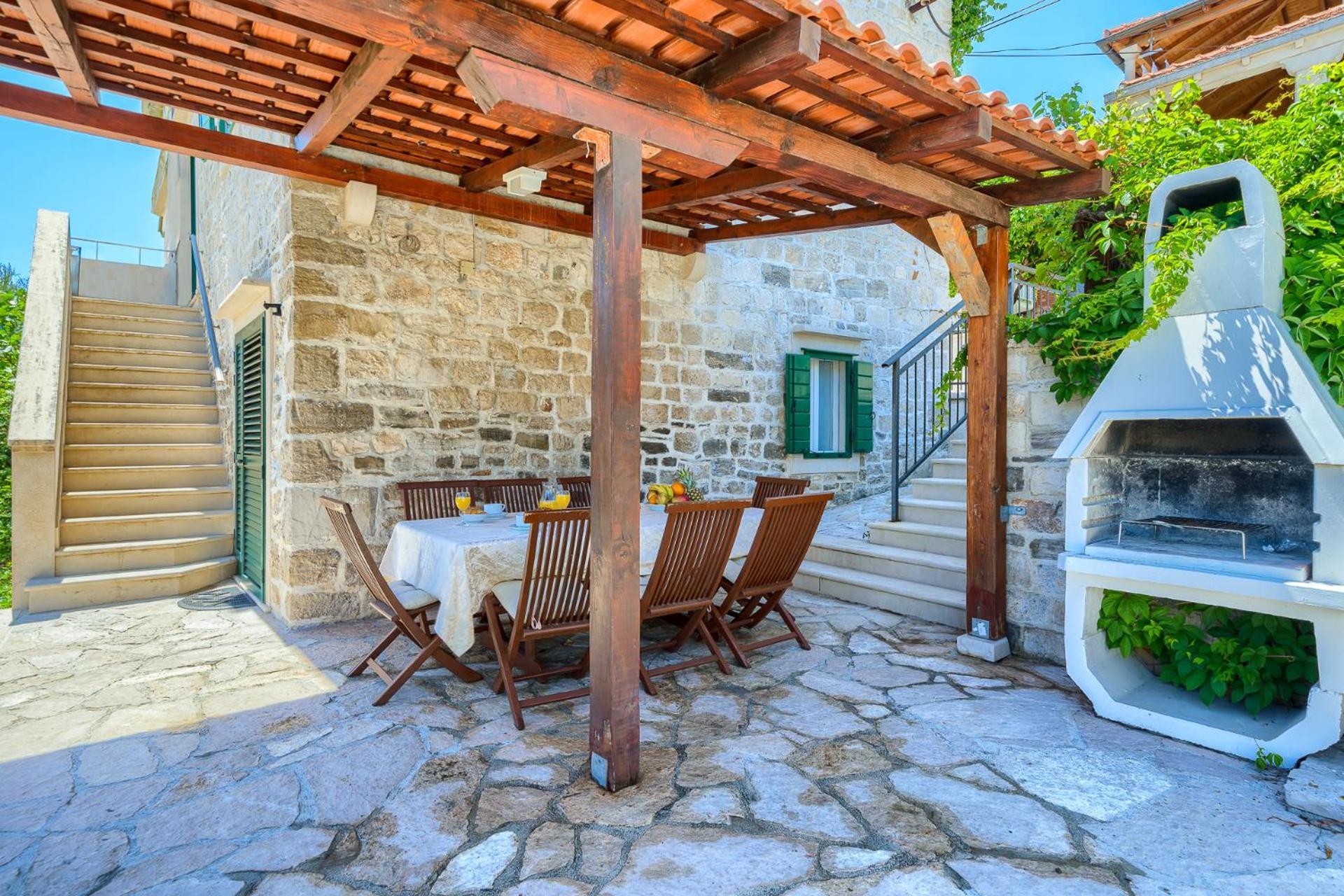 Villa Bonaca Perfect Location For A Holiday With Friends Or Family Sumartin Exterior foto